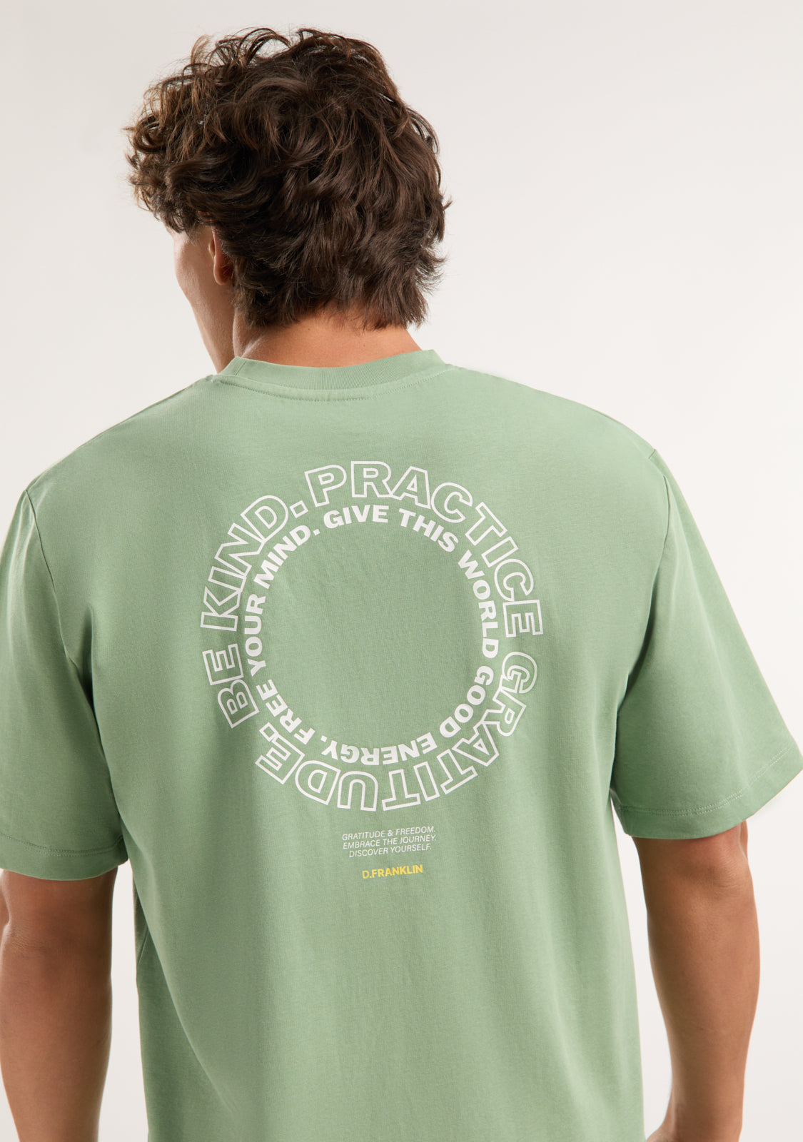 Be Kind T-Shirt Sage Green