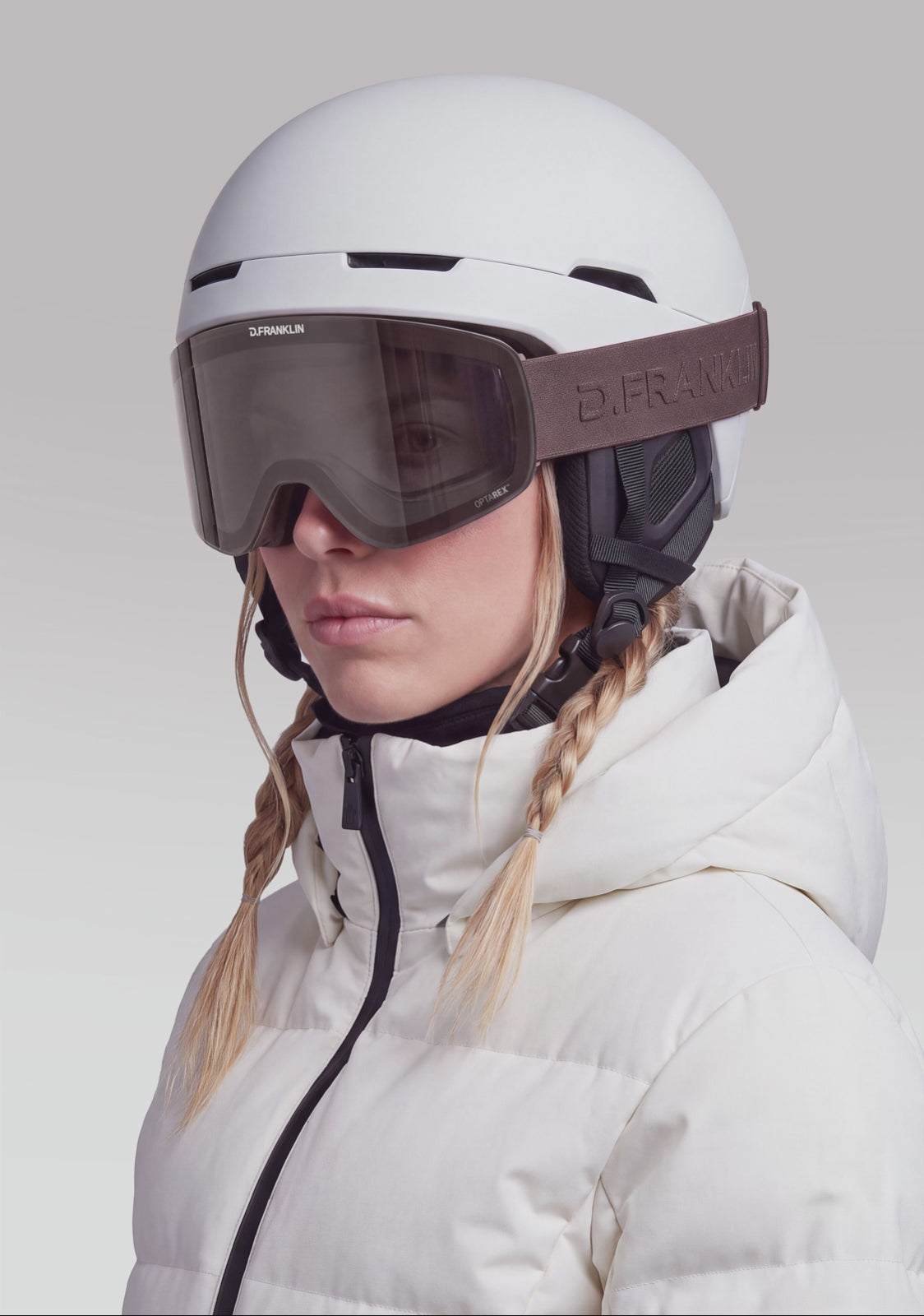 Cargar video: Vortex Brown / Optarex™ Photochromic Brown