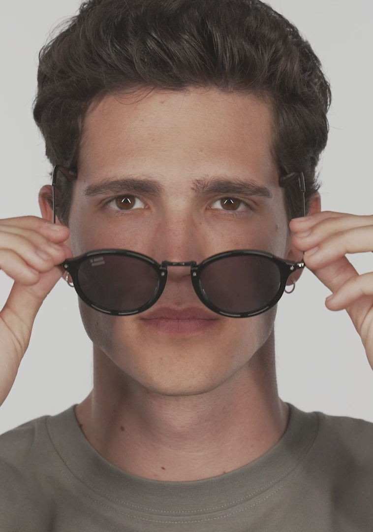 Cargar video: Roller TR90 Black Edition