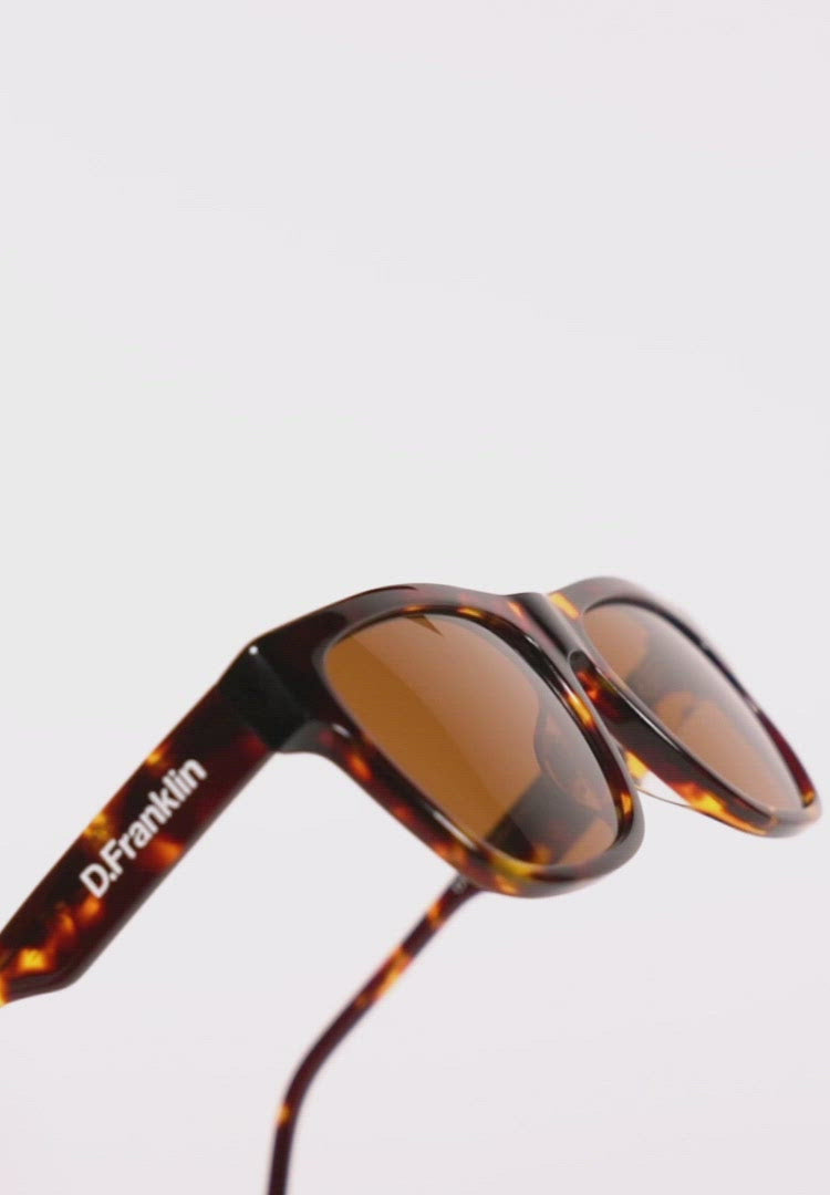 Cargar video: Doha Square Dark Carey / Brown