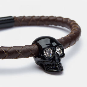 Skull Nut Black Diamond